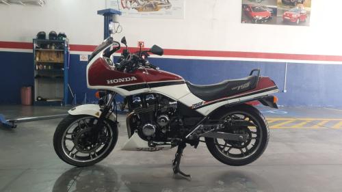 7 Galo Hollywood cbx 750! 250 reais só 250 pessoas, a mais clás e